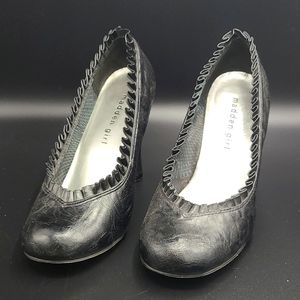 Madden girl black Selestee pumps 6.5